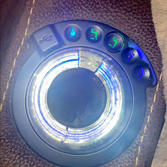 Couch - Picture 6 of 6